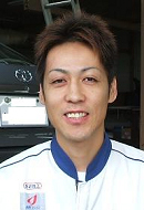 車体課長 川原陽